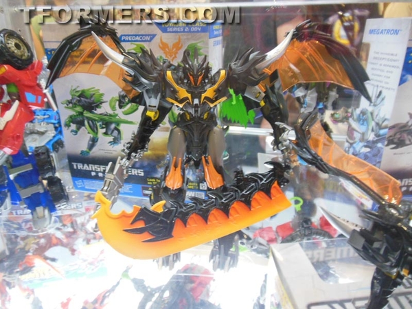 Botcon 2013   Transformers Beast Hunters 2014 New Figures Display  (27 of 69)